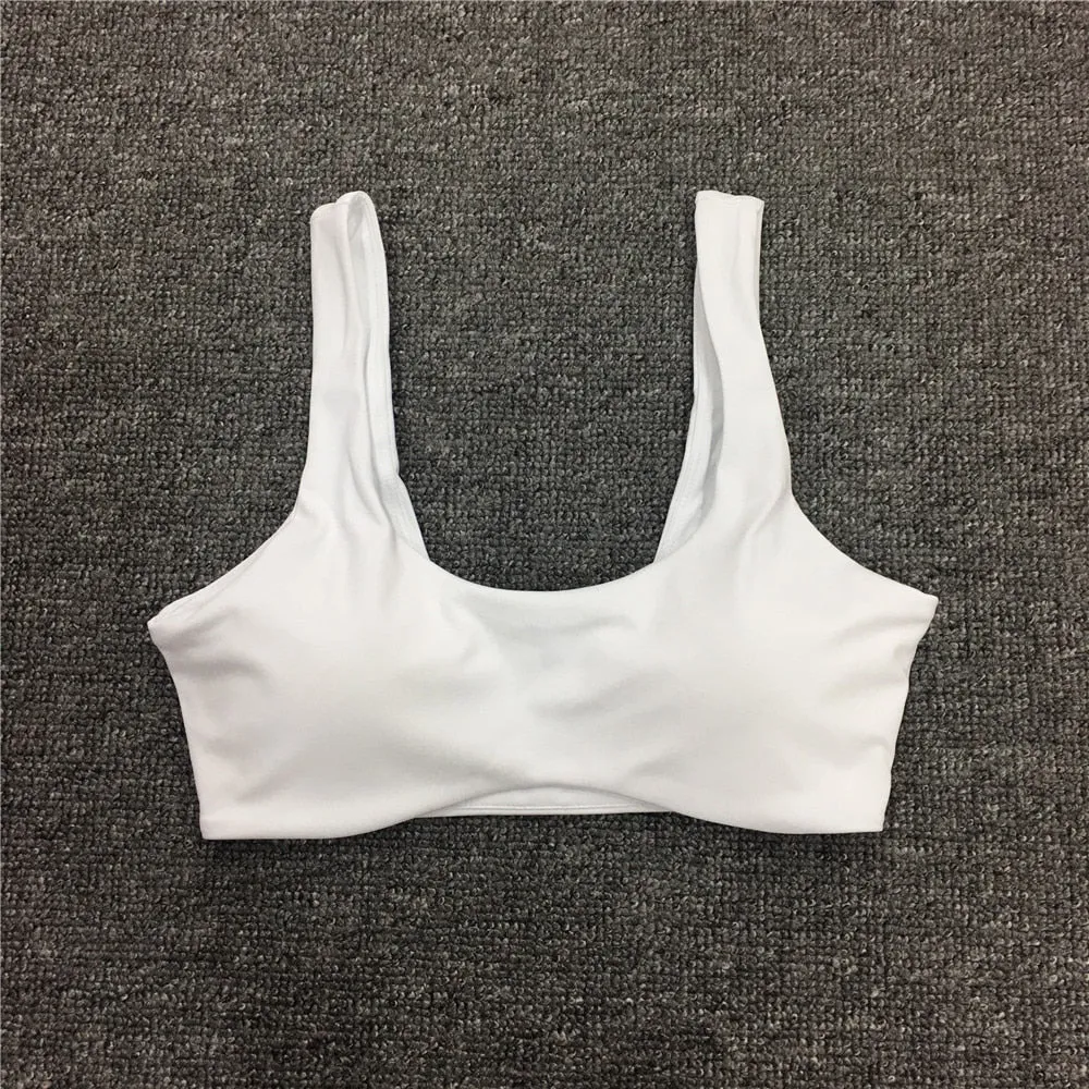 2023 Pad Stretchy Fitness Top Quick Dry Light Support Pilates Sport Bra