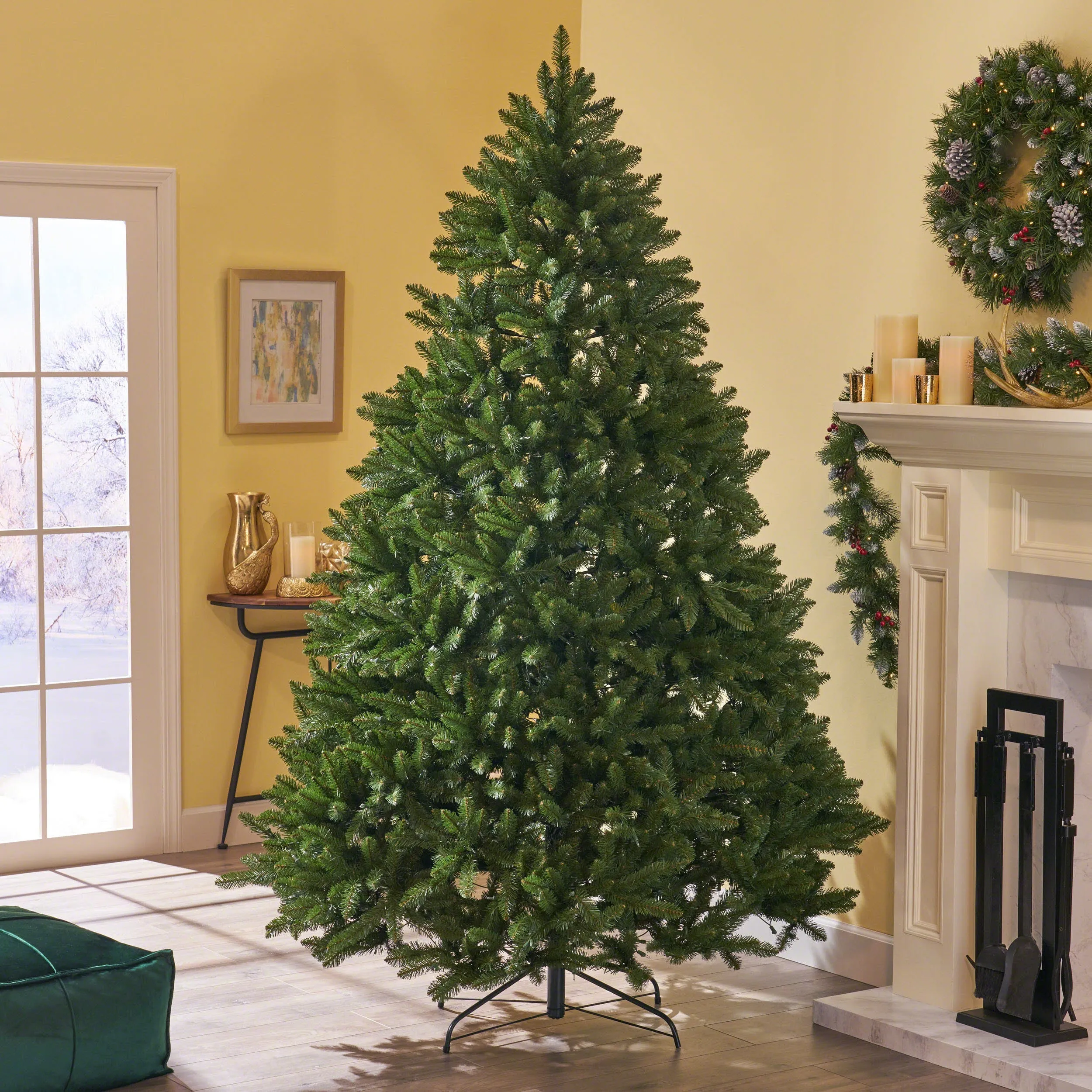 9-foot Norway Spruce Hinged Artificial Christmas Tree - NH843703