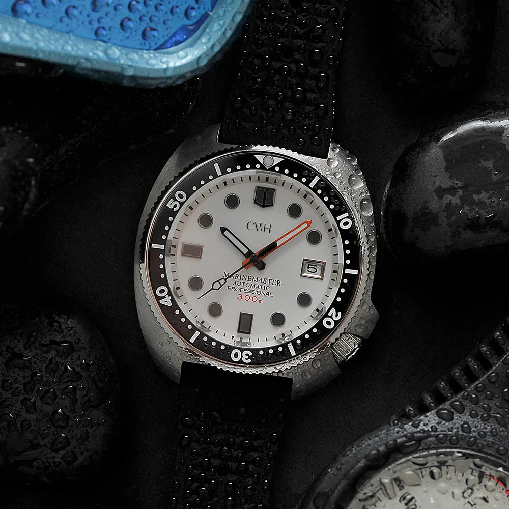 Arctic Mariner - CWH Collective Date Display Stainless Steel Rubber Strap Diver’s Watch CH-MOD-M18