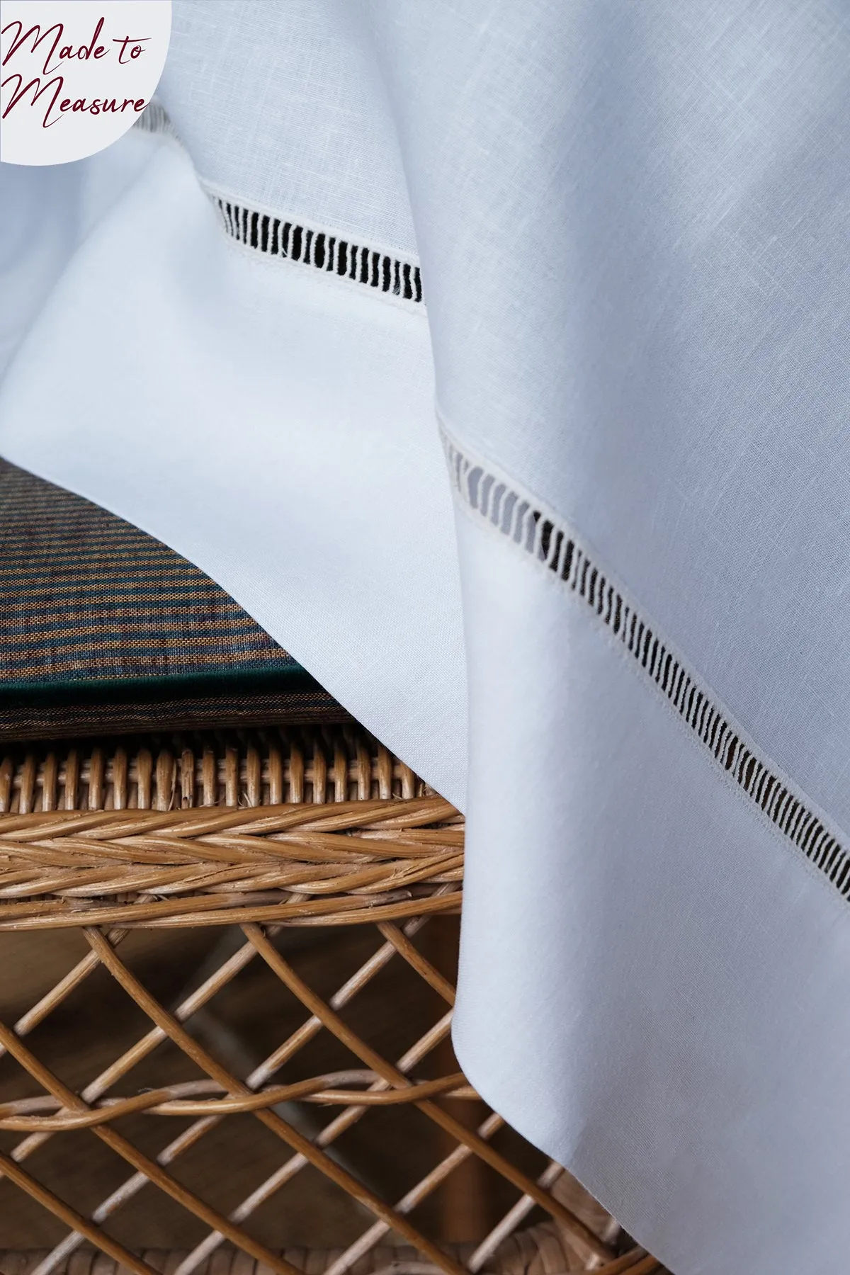 ‘BACCHETTA’ TRIM LINEN TABLECLOTH