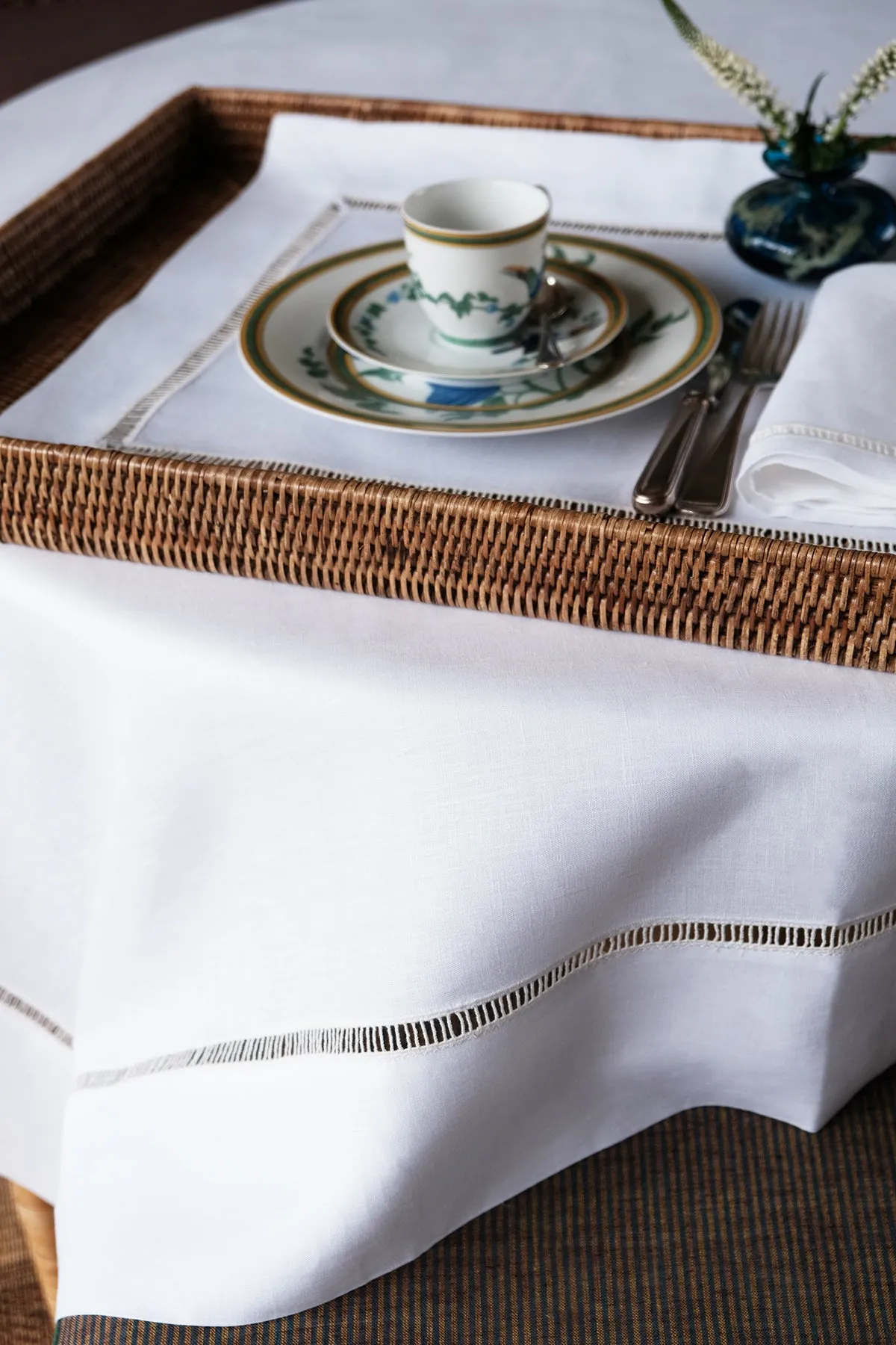 ‘BACCHETTA’ TRIM LINEN TABLECLOTH