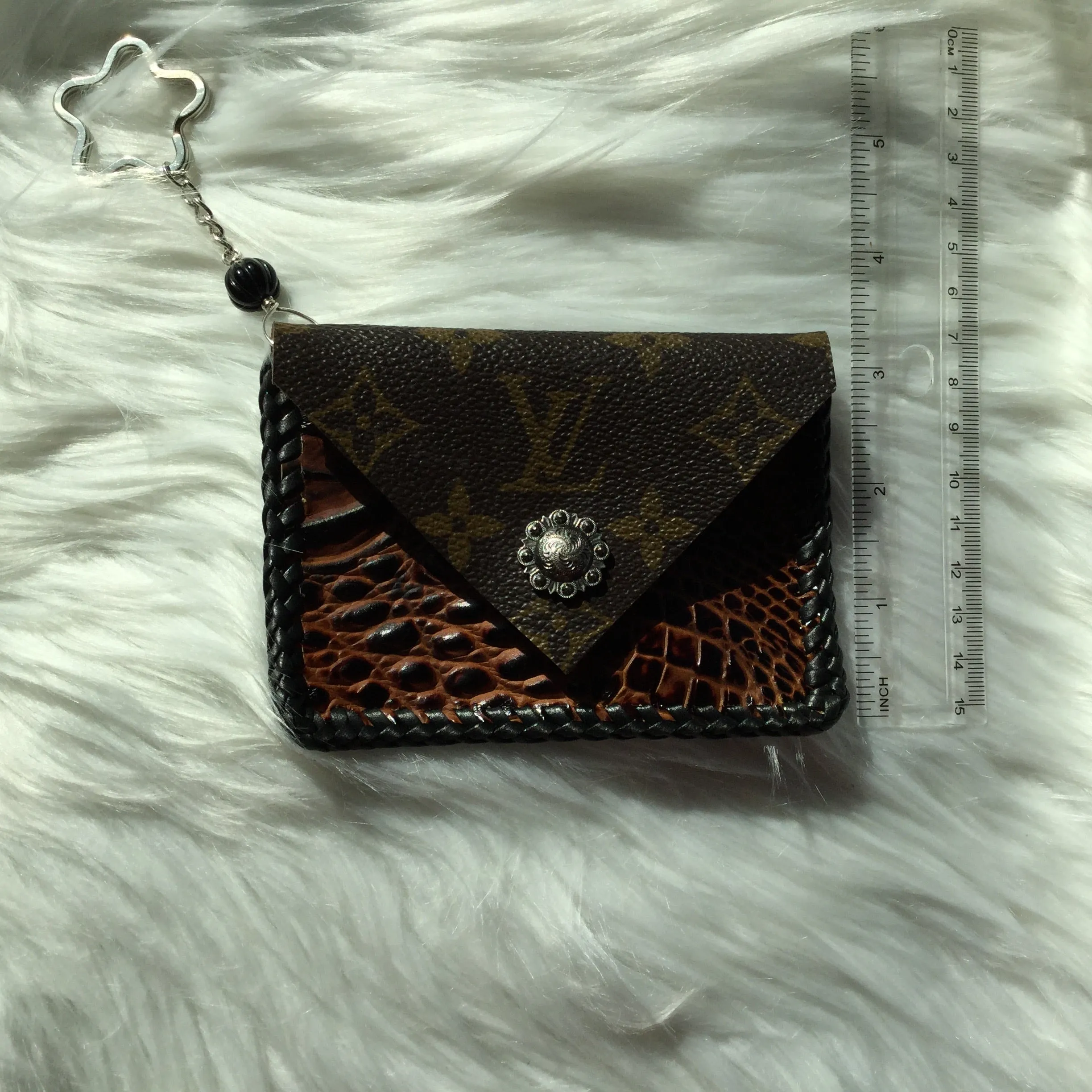 Brown/Black Vintage Card Holder/Key Chain