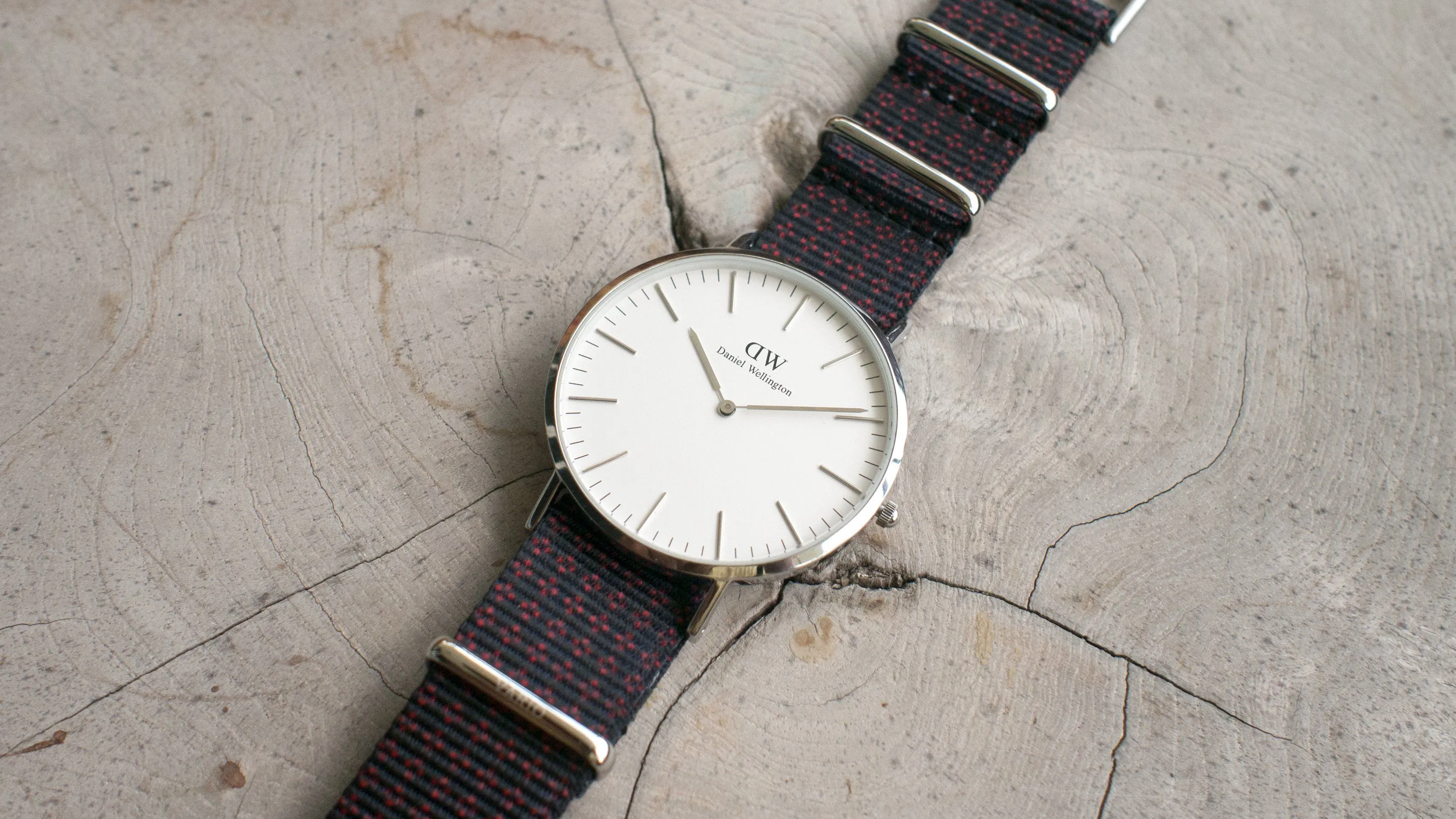 Clover Rouge Graphic Watch Strap