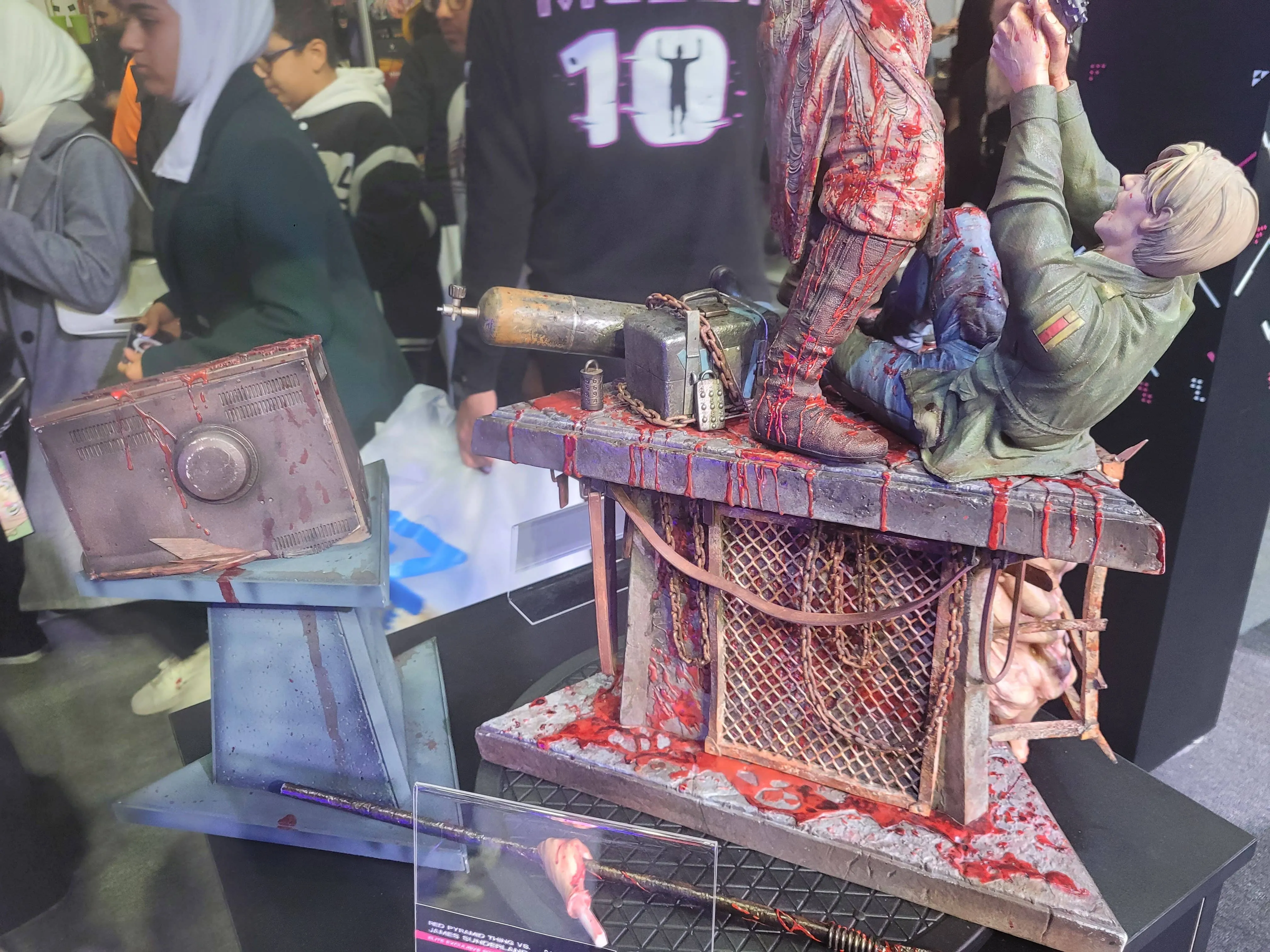 James Sunderland vs Red Pyramid Statue- Deposit