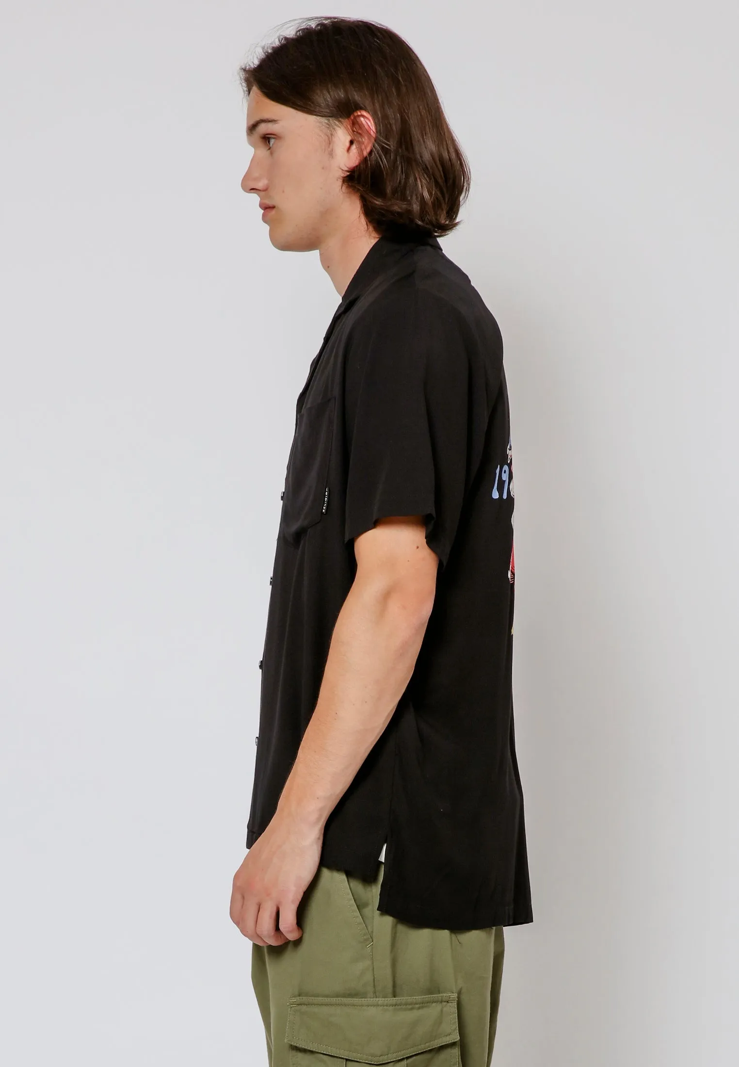 MAGIC MOUNTAIN SHIRT BLACK