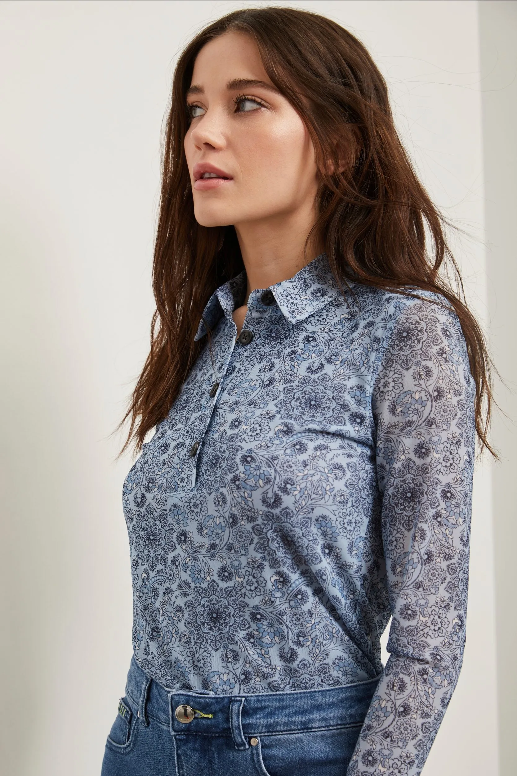 Micro mesh printed top with polo collar