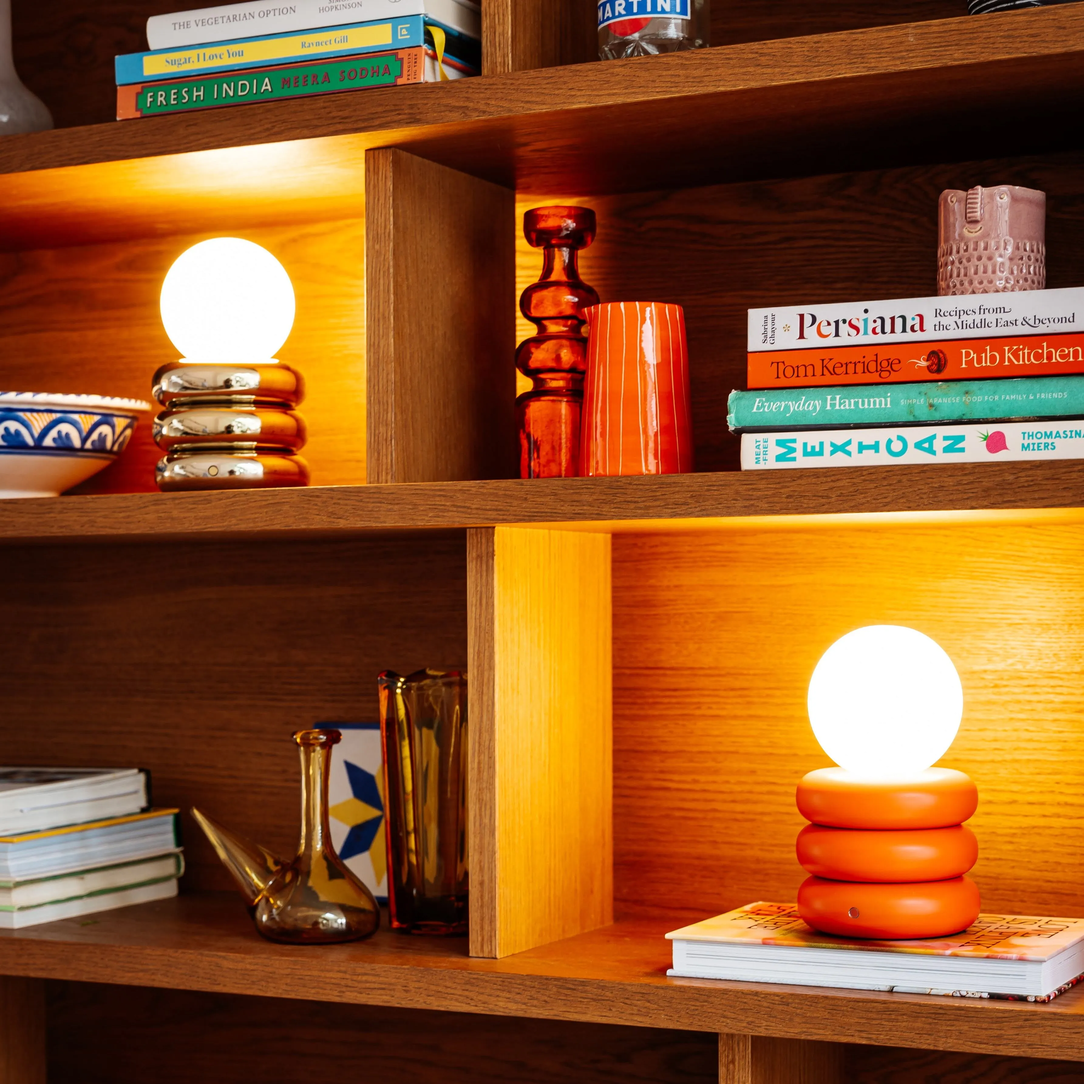 Peel orange tube cordless table lamp