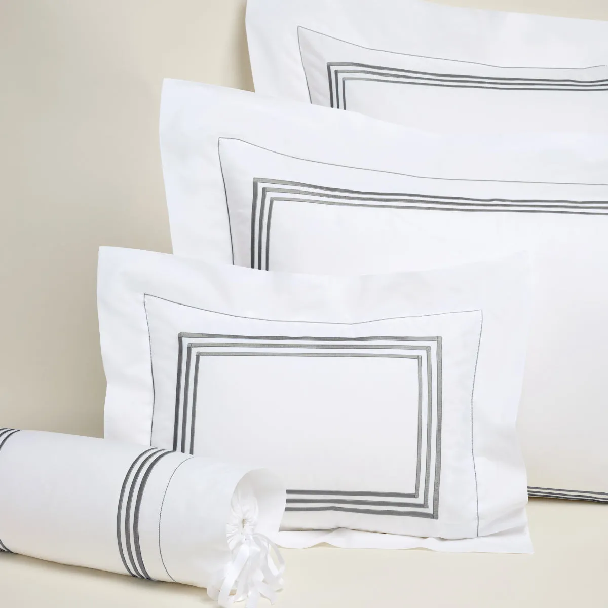 'Tre Righe' Bed Linen by Pratesi