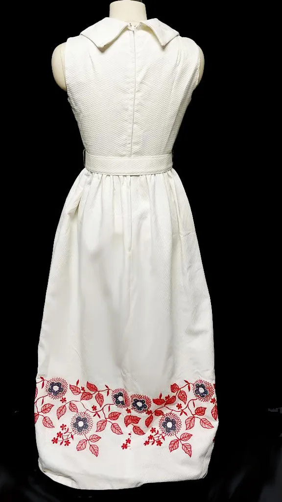 *VINTAGE MISS ELLIETTE BELMAN DIAMOND'S PIQUE DRESS ADORNED WITH EMBROIDERY AND APPLIQUES WITH A METAL ZIPPER